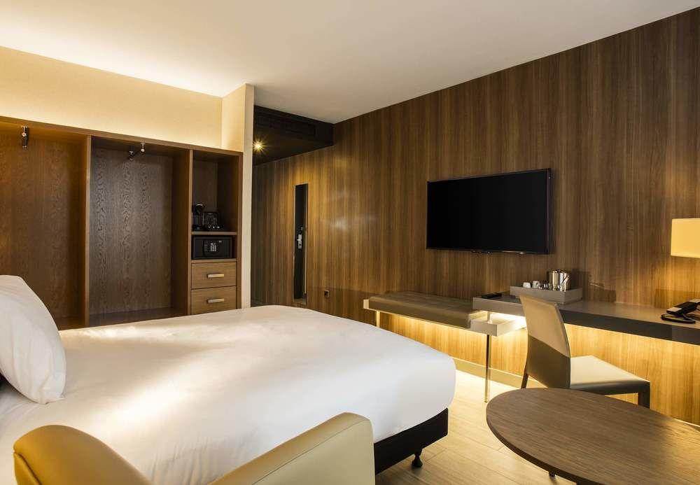 Ac Hotel By Marriott Birmingham Exterior photo